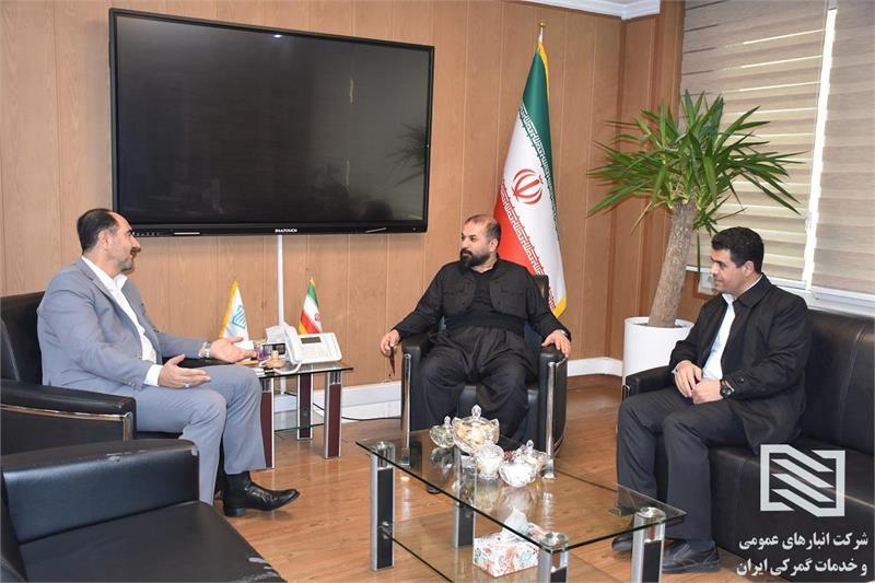 هم‌افزایی برای رونق تجارت مرزی؛ دیدار مدیرعامل انبارهای عمومی با نماینده مردم پیرانشهر و سردشت در مجلس شورای اسلامی